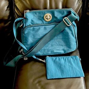Baggallini crossbody